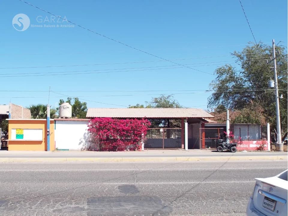 LOCAL COMERCIAL A PIE DE CARRET. A CONSTANCIA